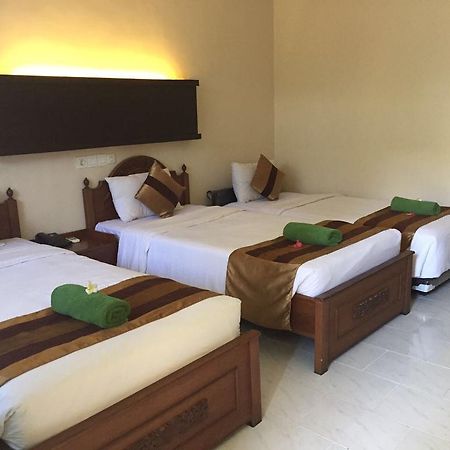 קוטה לומבוק Bakung Beach Resort מראה חיצוני תמונה